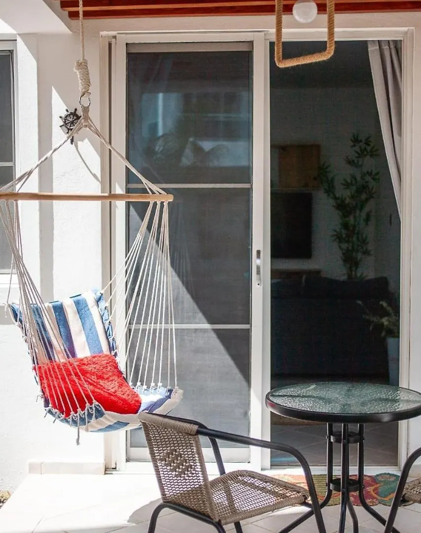 Moderno, Minimalista, Exclusivo Apartamento Las Lagunas